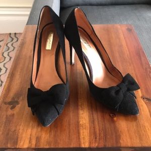 Halogen suede bow heel